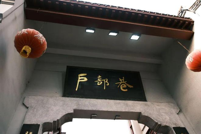 观黄鹤楼、湖北省博物馆春假爆款武汉名校夏令营开启报名J9国际网站狮子精品夏令营 探访武汉大学、华中科大参(图16)
