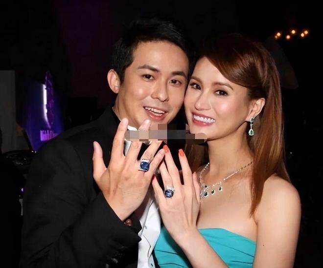 一天结婚十年后两位癌逝一位离婚ag九游会登录三个人十年前同(图17)