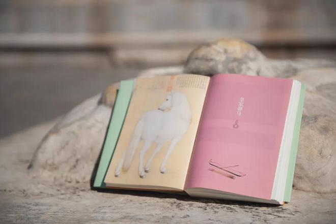 能买到的《故宫日历》盖章版我们原价包邮j9九游真人游戏第一平台疯黄牛!加价才(图11) 能买到的《故宫日历》盖章版我们原价包邮j9九游真人游戏第一平台疯黄牛!加价才(图11)