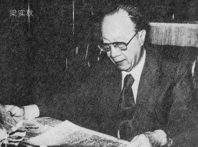 能买到的《故宫日历》盖章版我们原价包邮j9九游真人游戏第一平台疯黄牛!加价才(图28) 能买到的《故宫日历》盖章版我们原价包邮j9九游真人游戏第一平台疯黄牛!加价才(图28)