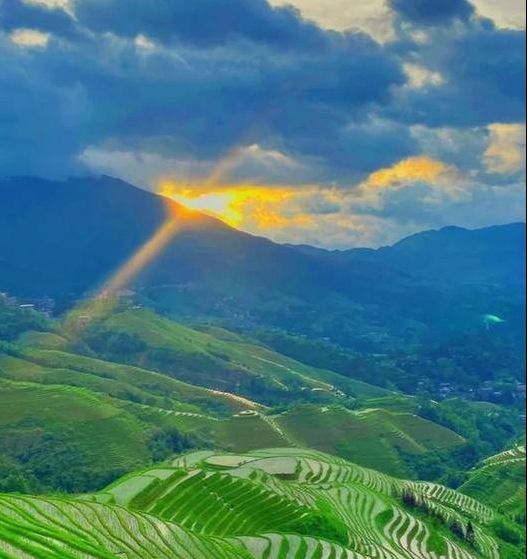 威攻略|远胜游跨城深度游解锁全景攻略j9平台2025广西5天4晚纯玩团权(图2) 威攻略|远胜游跨城深度游解锁全景攻略j9平台2025广西5天4晚纯玩团权(图2)