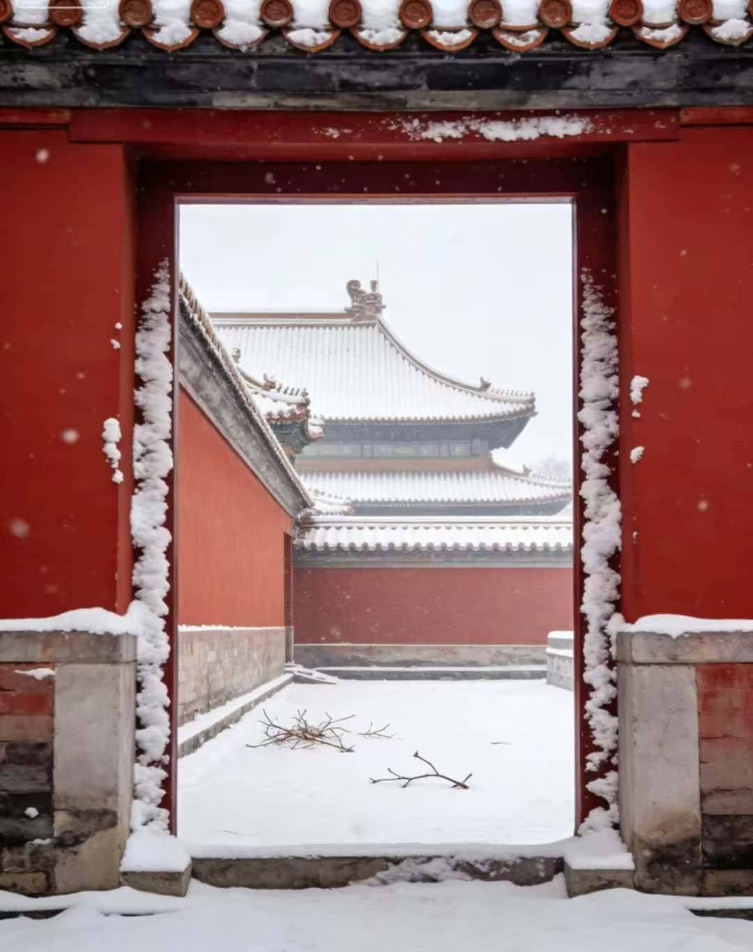 礼不踩雷的奢华体验。亲测从葡挞到烤鸭味觉与视觉的双重盛宴j9